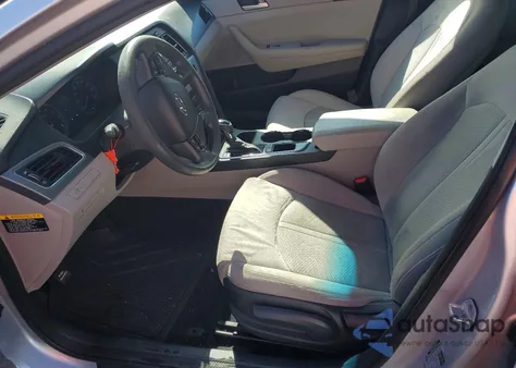 2015 Hyundai Sonata Se z USA, uszkodzony, nr VIN 5NPE24AF1FH123411